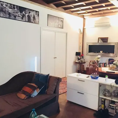 Апартаменты Roman Charme House *